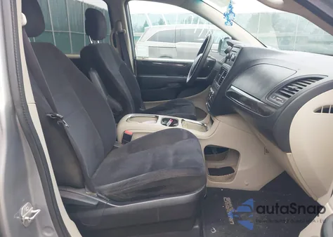 2015 Dodge Grand Caravan Sxt z USA, uszkodzony, nr VIN 2C4RDGCG6FR542277